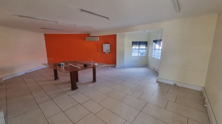 To Let commercial Property for Rent in Montague Gardens Western Cape